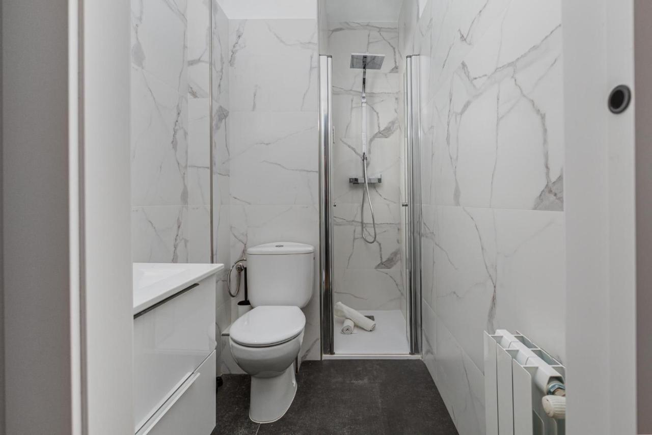 Simply Stunning - Hidden Gem, Heart Of Poble Sec Apartment Барселона Екстериор снимка