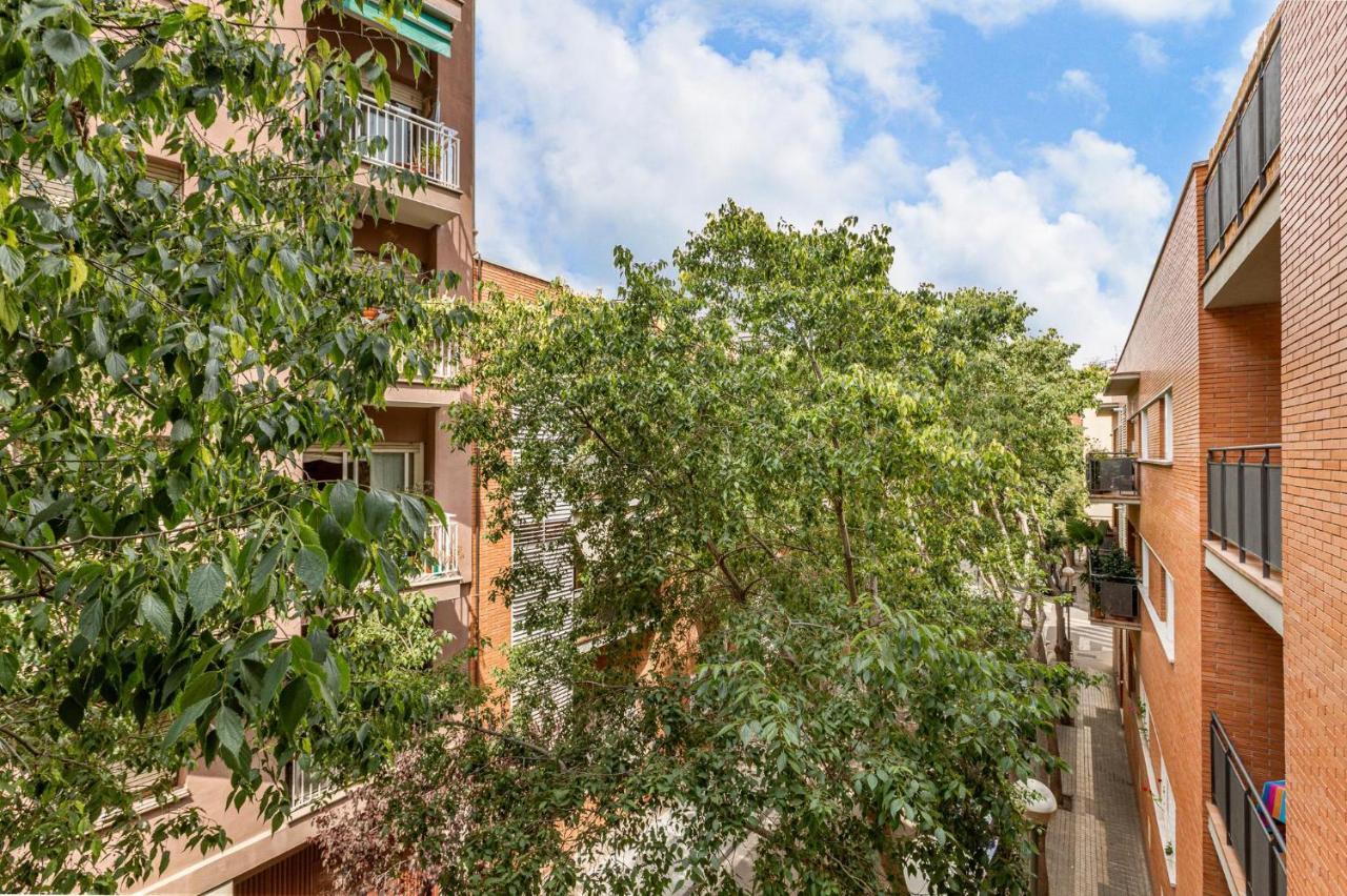 Simply Stunning - Hidden Gem, Heart Of Poble Sec Apartment Барселона Екстериор снимка